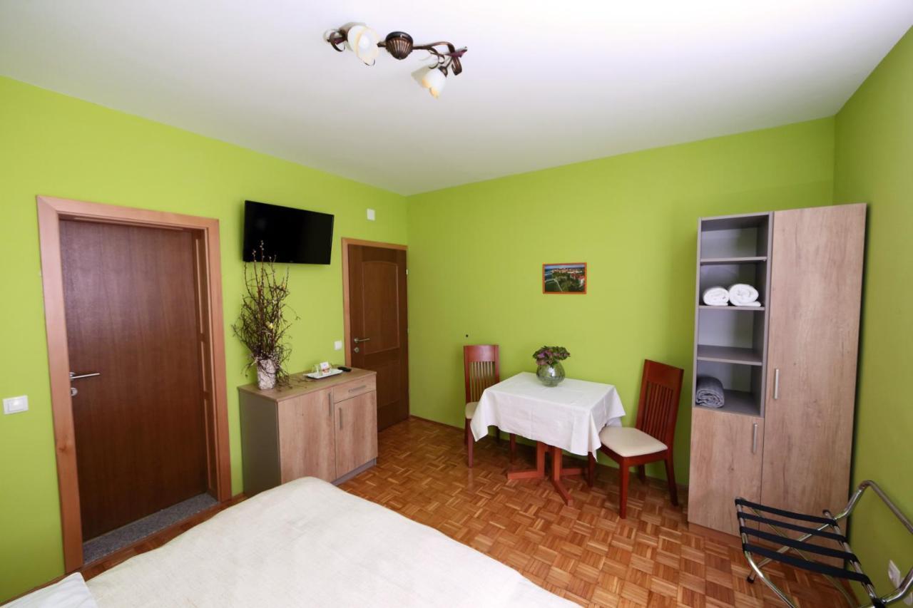 Sobe Grabar Bed and Breakfast Ptuj Buitenkant foto