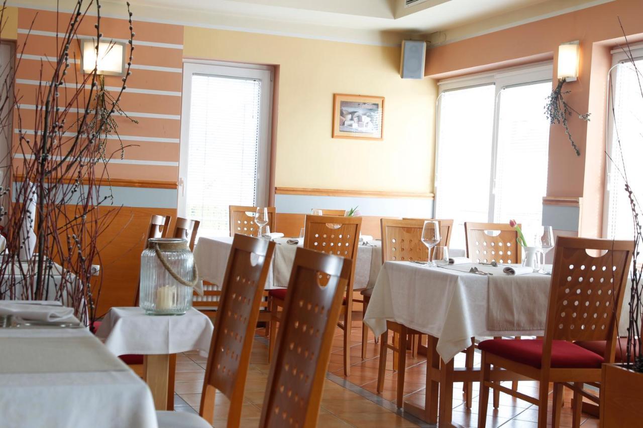 Sobe Grabar Bed and Breakfast Ptuj Buitenkant foto